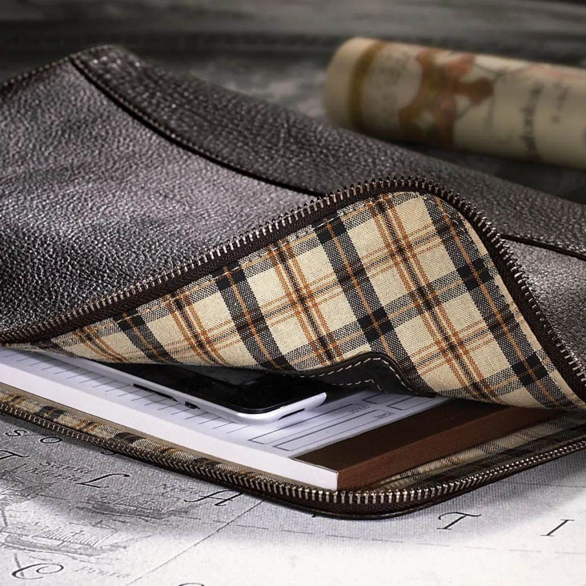 Levenger Briefcases & Briefolios|1987 Collection*Bomber Jacket Briefolio