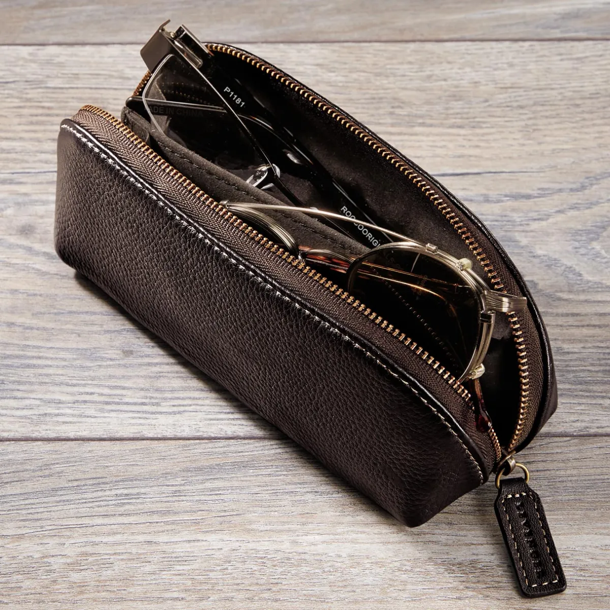 Levenger Eyeglass Cases|Eyeglass Cases*Bomber Jacket Double-Take Eyeglass Case