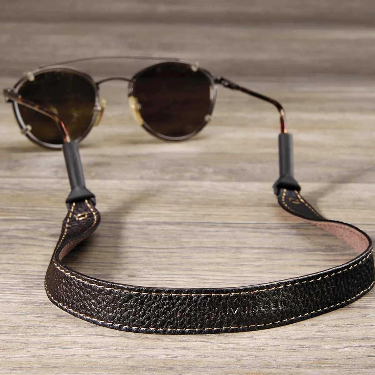 Levenger Eyeglass Cases|Eyeglass Cases*Bomber Jacket Eyeglass Strap