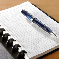 Levenger Junior Refills|Letter Refills*Circa Full-Page Grid Discbound Refill (100 sheets)