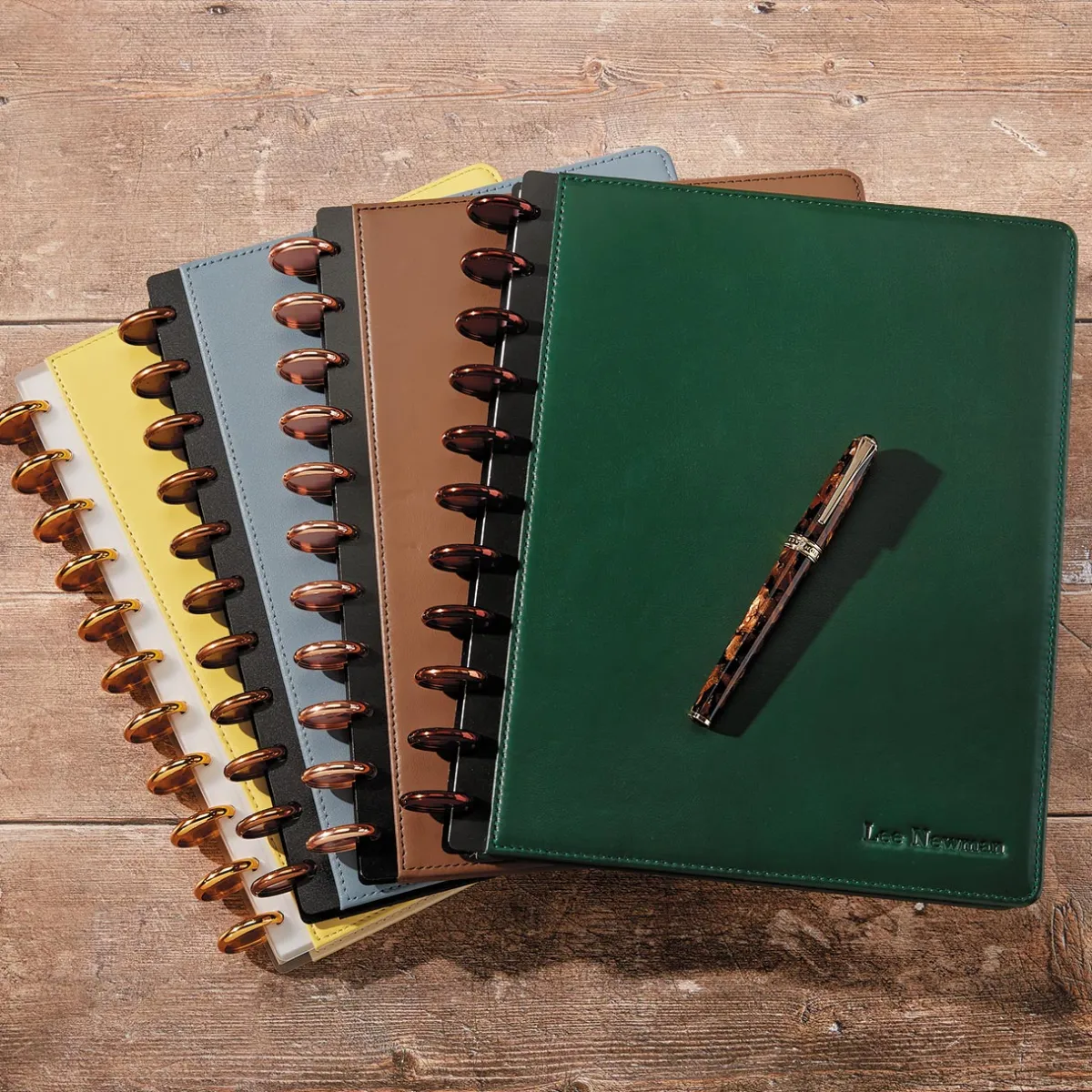 Levenger Compact Notebooks|Junior Notebooks*Circa Leather Discbound Notebook