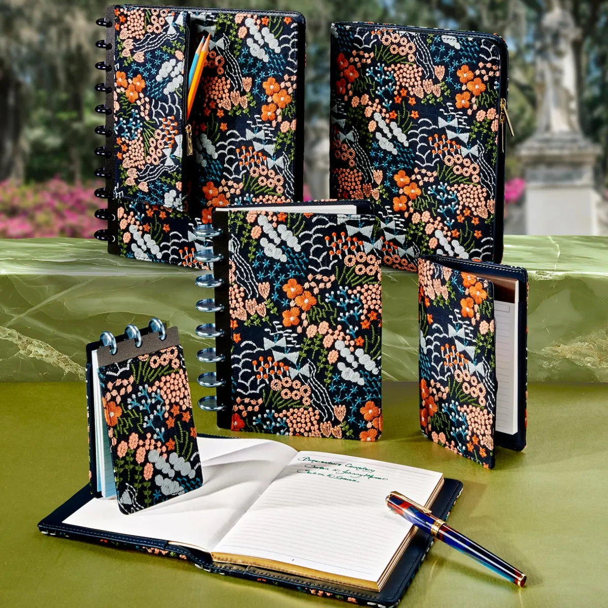 Levenger Letter Notebooks*Circa Midnight Garden Discbound Notebook
