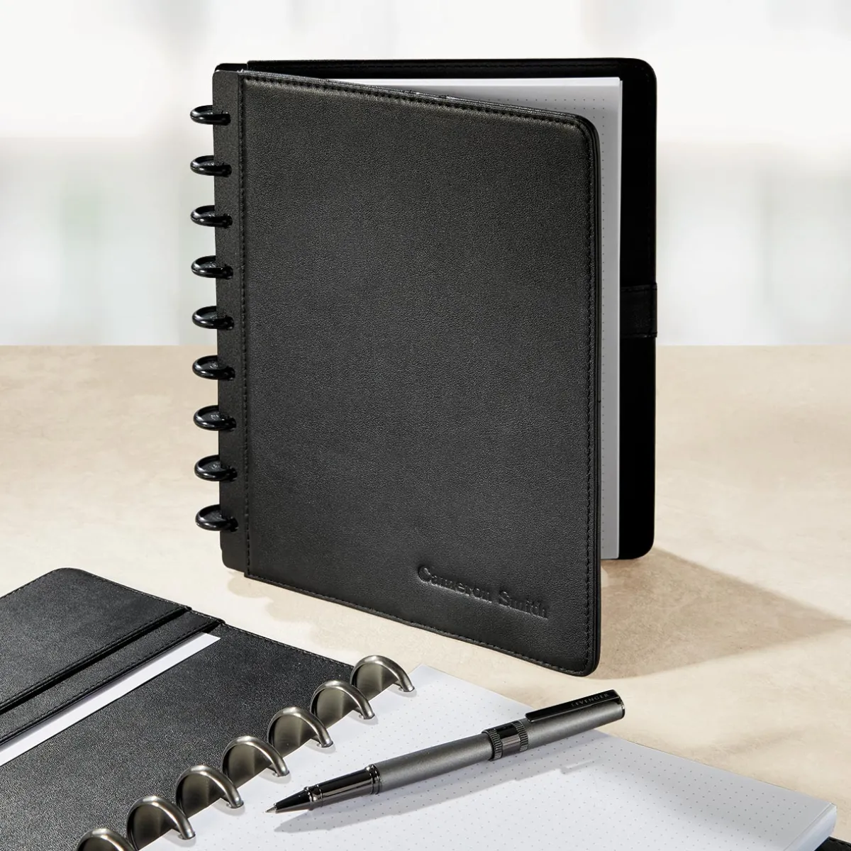 Levenger Midway Notebooks*Circa Midway Leather Discbound Notebook