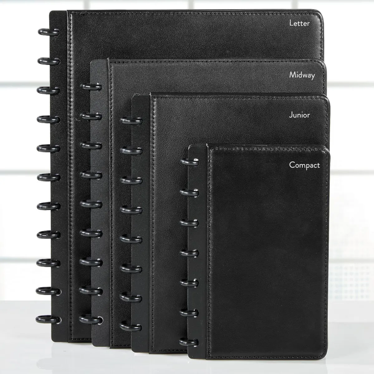 Levenger Midway Notebooks*Circa Midway Leather Discbound Notebook