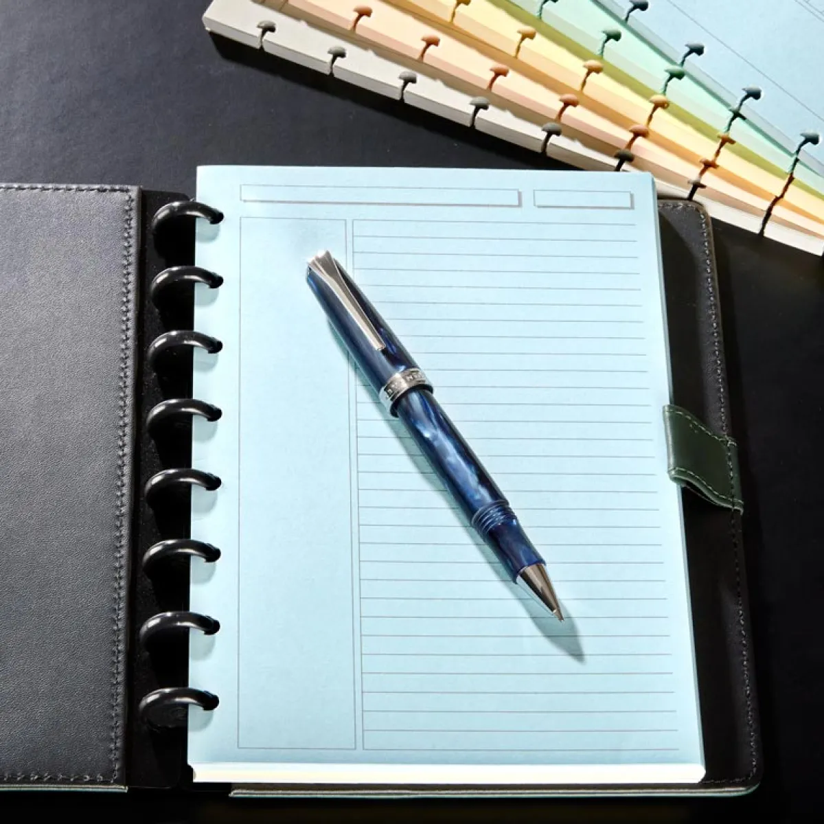 Levenger Junior Refills|Letter Refills*Circa Multicolored 1/4" Ruled Discbound Refill (300 sheets)