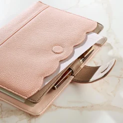 Levenger Padfolios*Circa Scalloped Leather Softolio