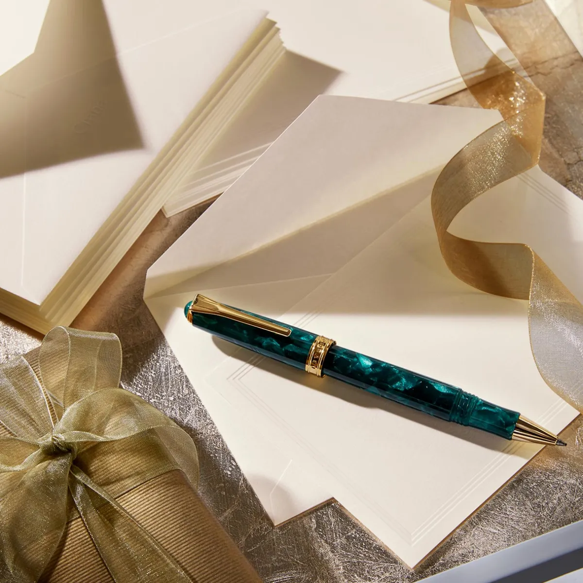 Levenger Gift Wrap & Cards|Gift Wrap & Cards*Crane Triple-Debossed Correspondence Cards and Envelopes (set of 10)