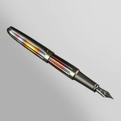 Levenger Fountain Pens|Diplomat*Diplomat Aero Flame Fountain Pen