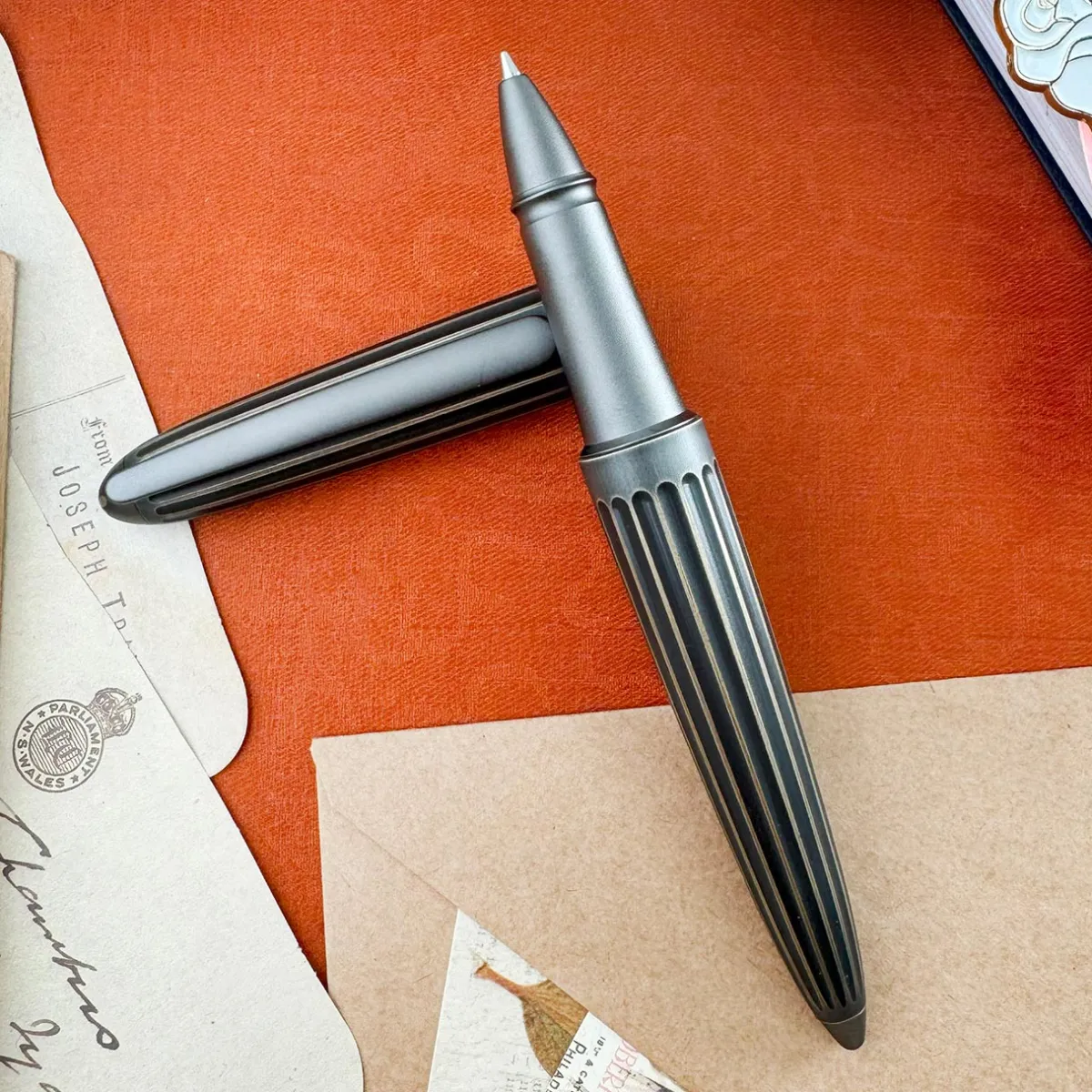 Levenger Ballpoint Pens|Rollerball Pens*Diplomat Aero Stripes Oxyd Brass Pen