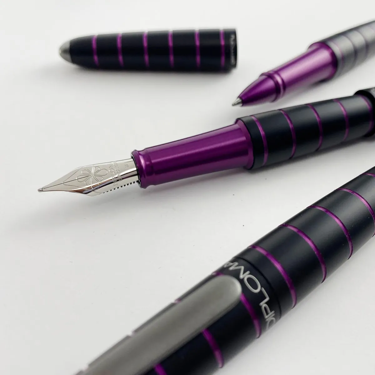 Levenger Fountain Pens|Diplomat*Diplomat Elox Ring Fountain Pen