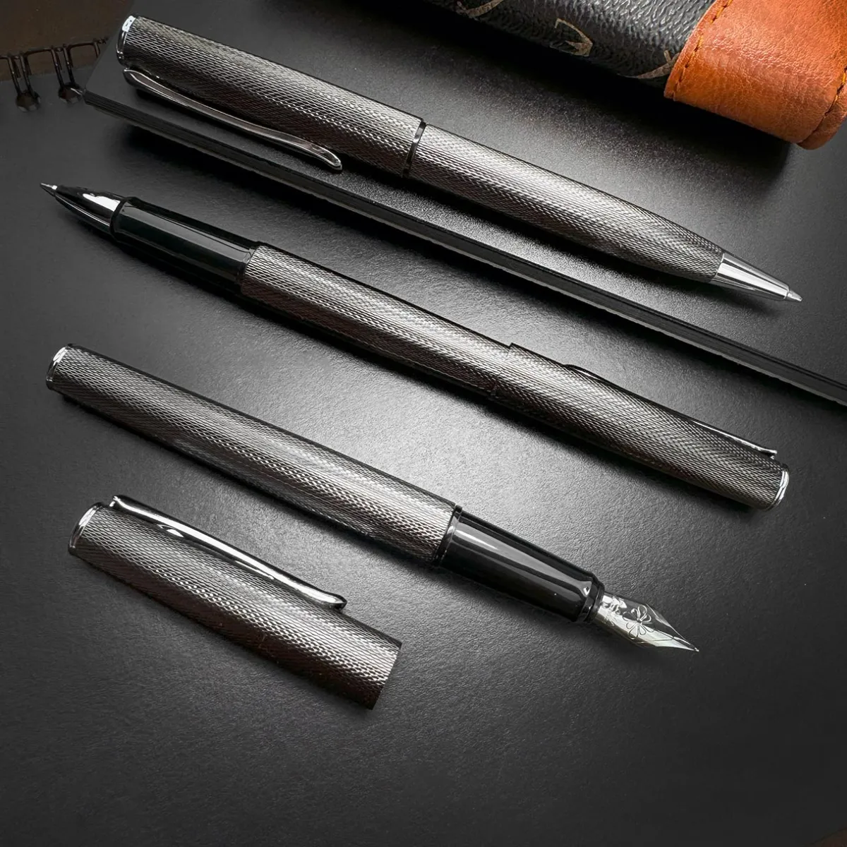Levenger Ballpoint Pens|Rollerball Pens*Diplomat Esteem Pen