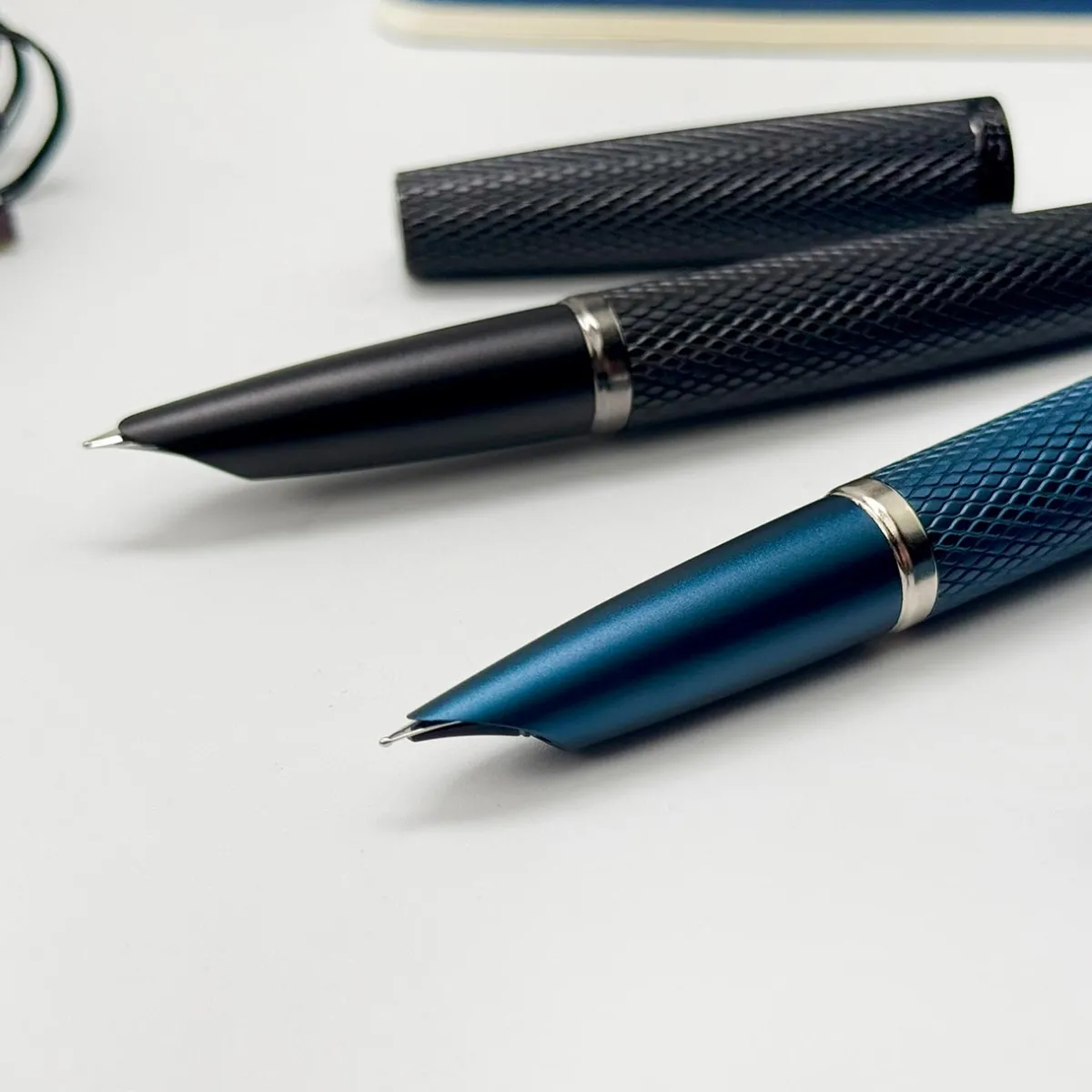 Levenger Fountain Pens|Diplomat*Diplomat Viper Fountain Pen