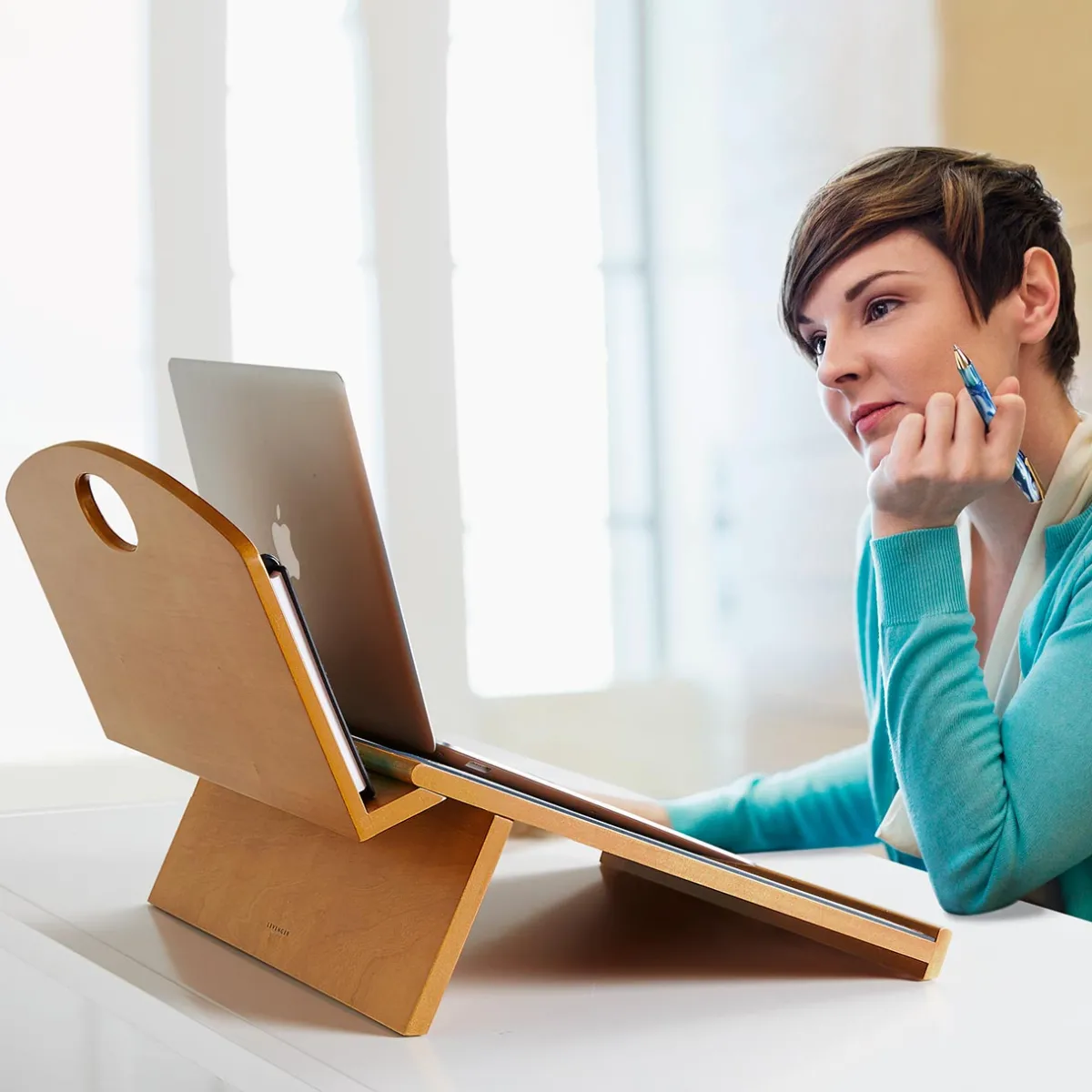 Levenger Reader Furnishings|Reader Furnishings*Editor's Desk with Pad
