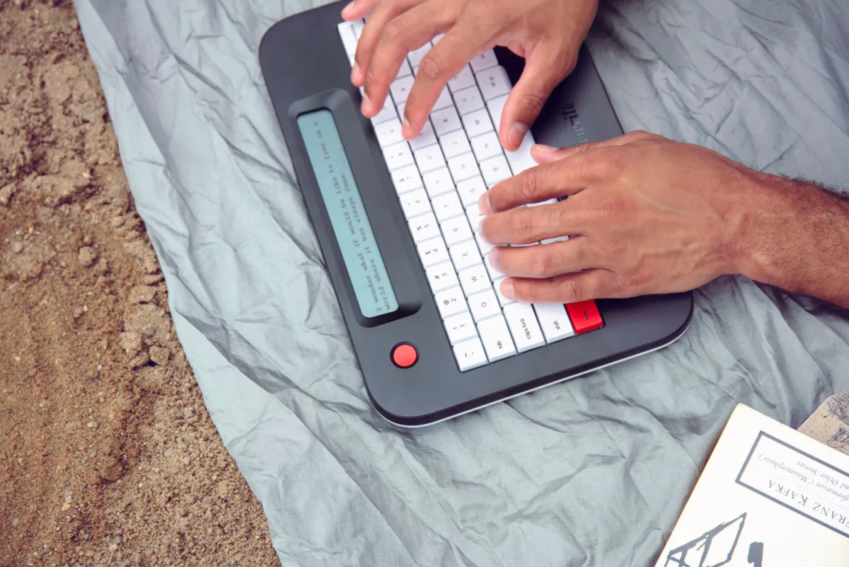 Levenger Tech Essentials*Freewrite Alpha Typewriter in Raven Black With Backlight
