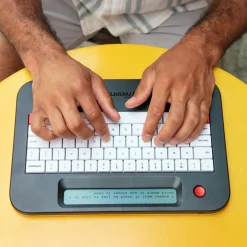 Levenger Tech Essentials*Freewrite Alpha Typewriter in Raven Black With Backlight