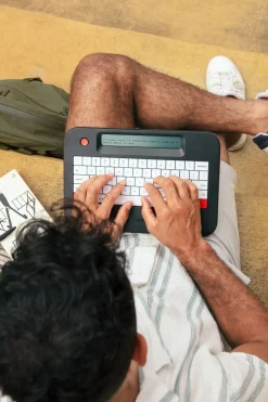 Levenger Tech Essentials*Freewrite Alpha Typewriter in Raven Black With Backlight