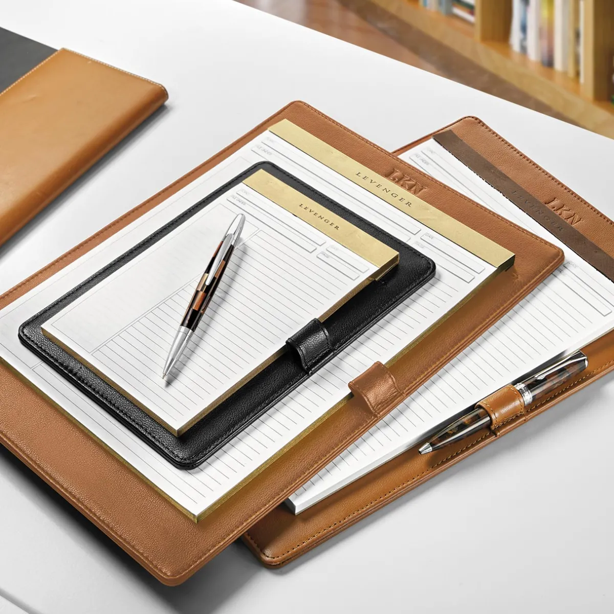 Levenger Padfolios|Workspace Organizers*Leather Freeleaf Pad Backer