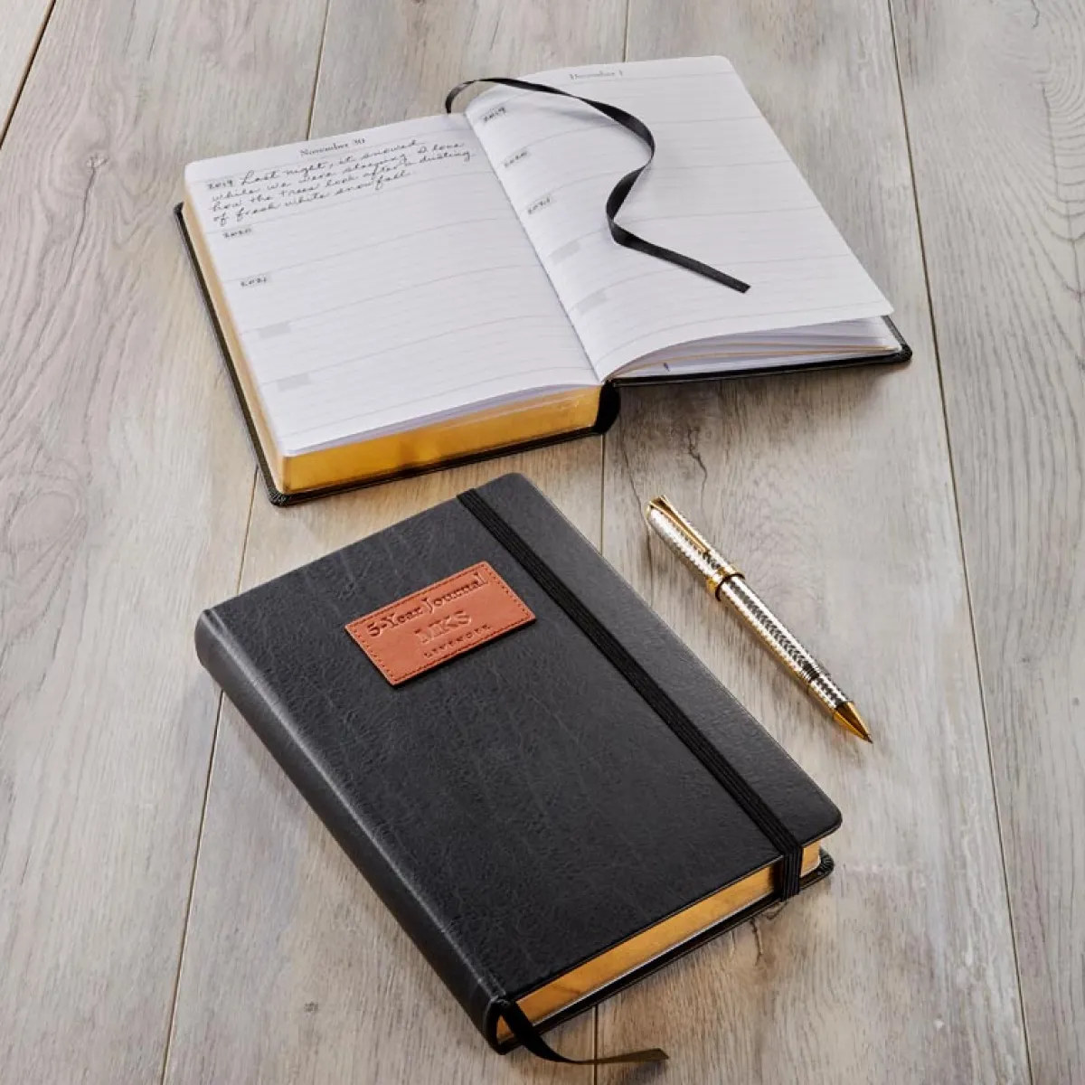 Levenger Journals & Notebooks*Luxe Leather 5-Year Journal