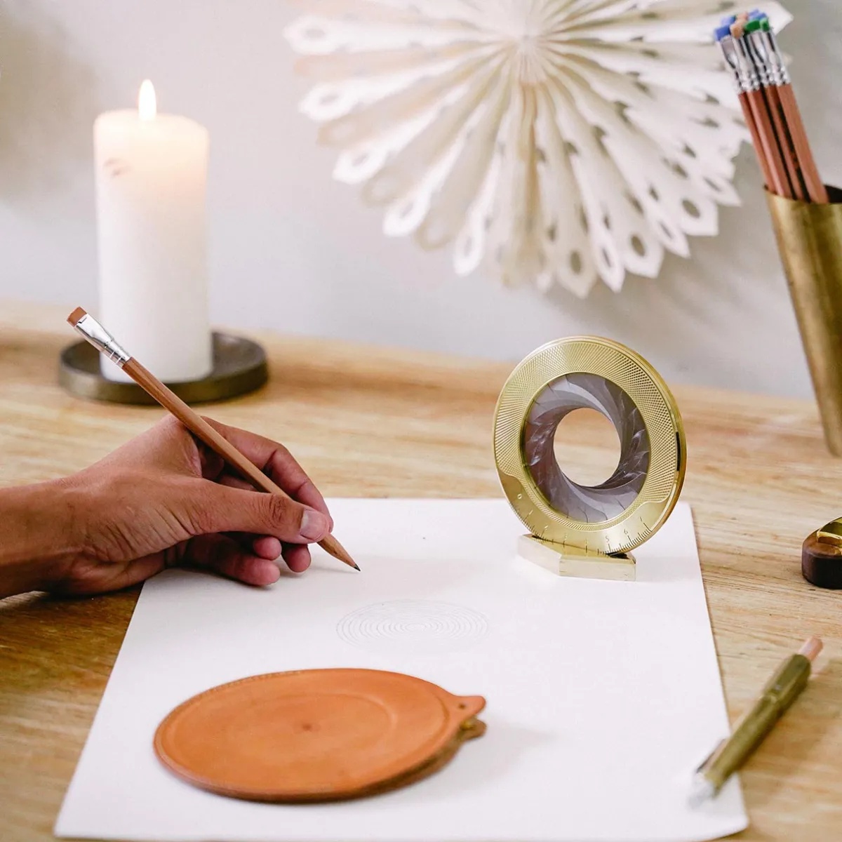 Levenger Ceo Picks*Makers Cabinet Iris Circle Drawing Tool