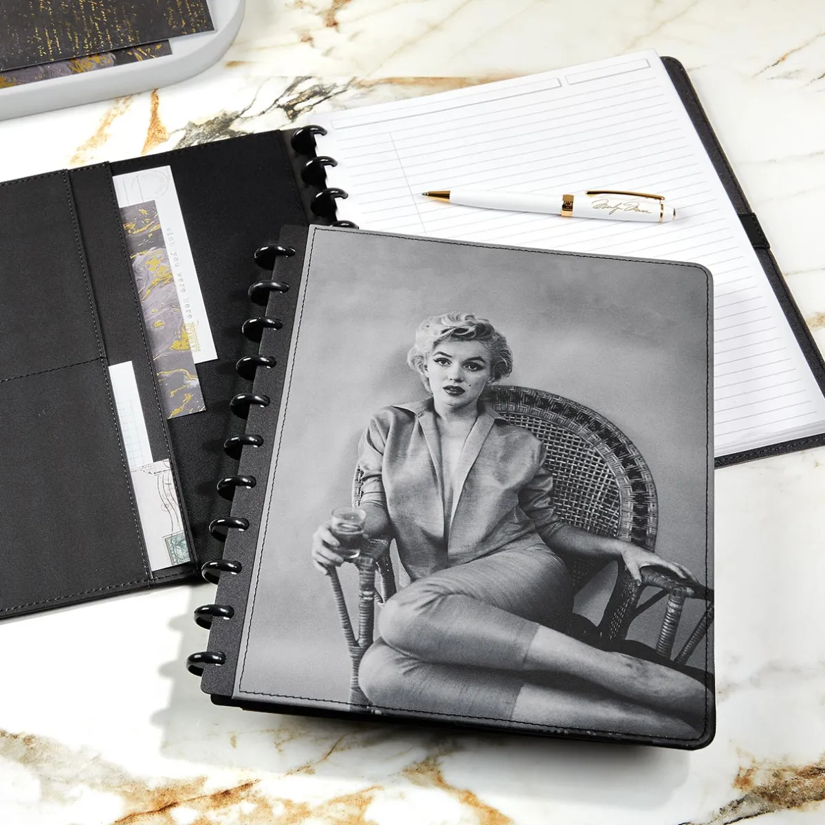 Levenger Letter Notebooks*Marilyn Monroe Wicker Chair Circa Discbound Notebook
