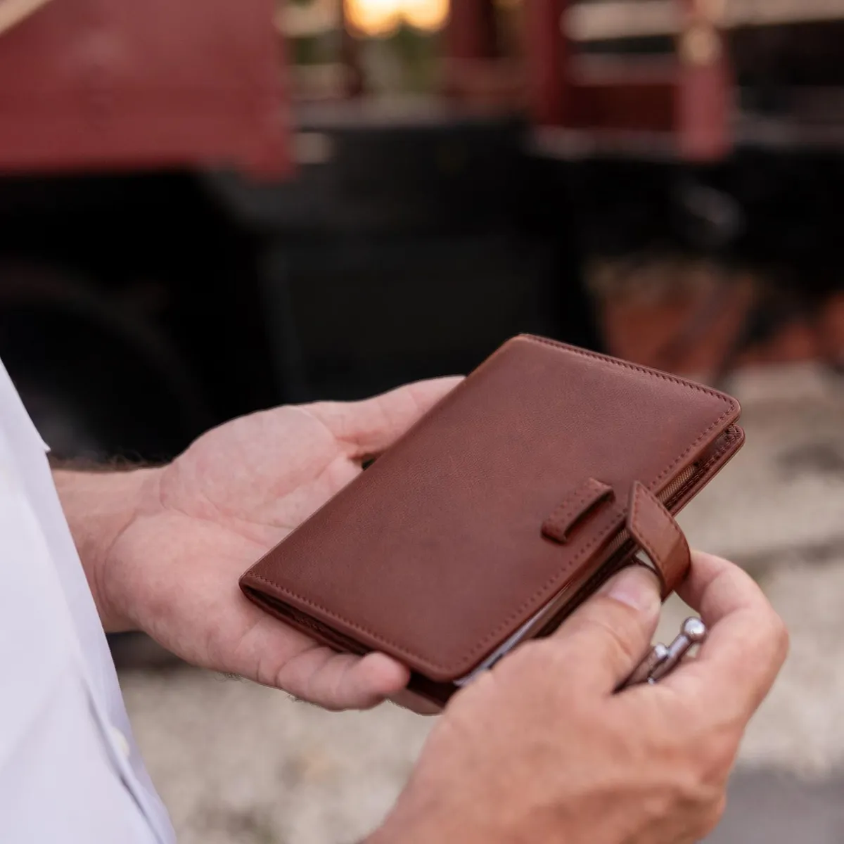 Levenger Journals & Notebooks|Padfolios*Montana True Notes Leather Folio