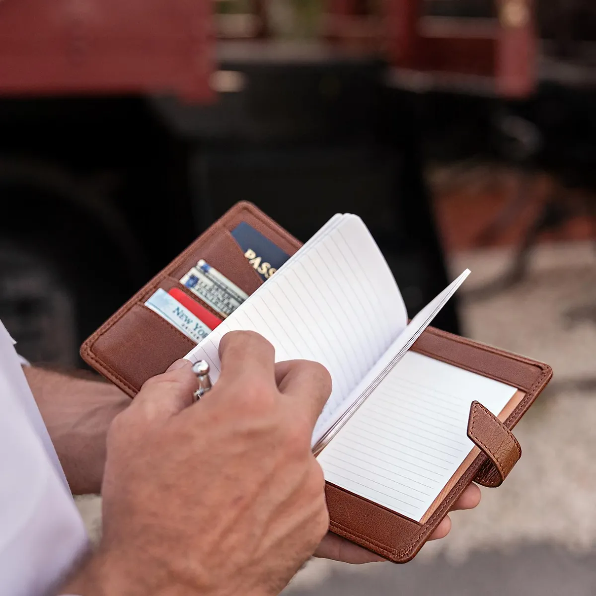Levenger Journals & Notebooks|Padfolios*Montana True Notes Leather Folio