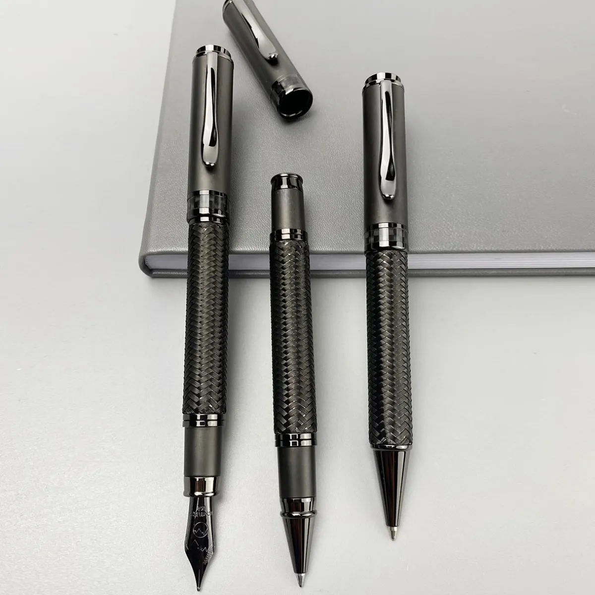 Levenger Ballpoint Pens|Rollerball Pens*Monteverde Innova Formula M Pen