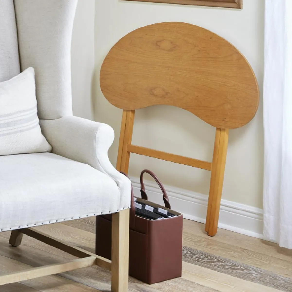 Levenger Reader Furnishings|Reader Furnishings*No-Room Hideaway Desk