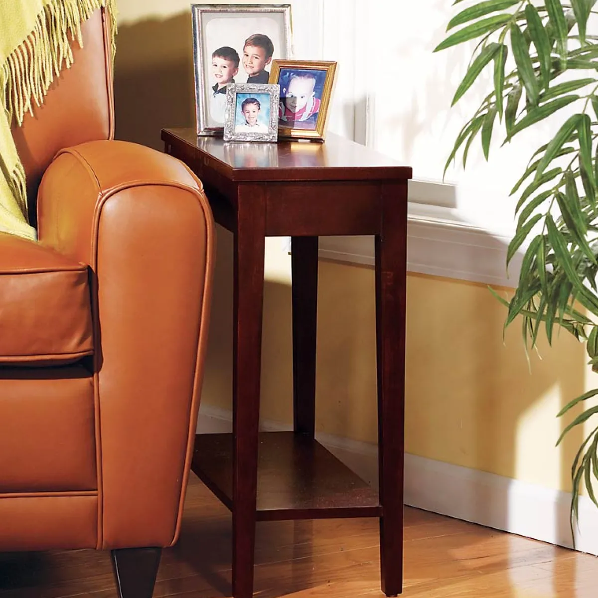 Levenger Tables|No-Room*No-Room-For-A-Table Table
