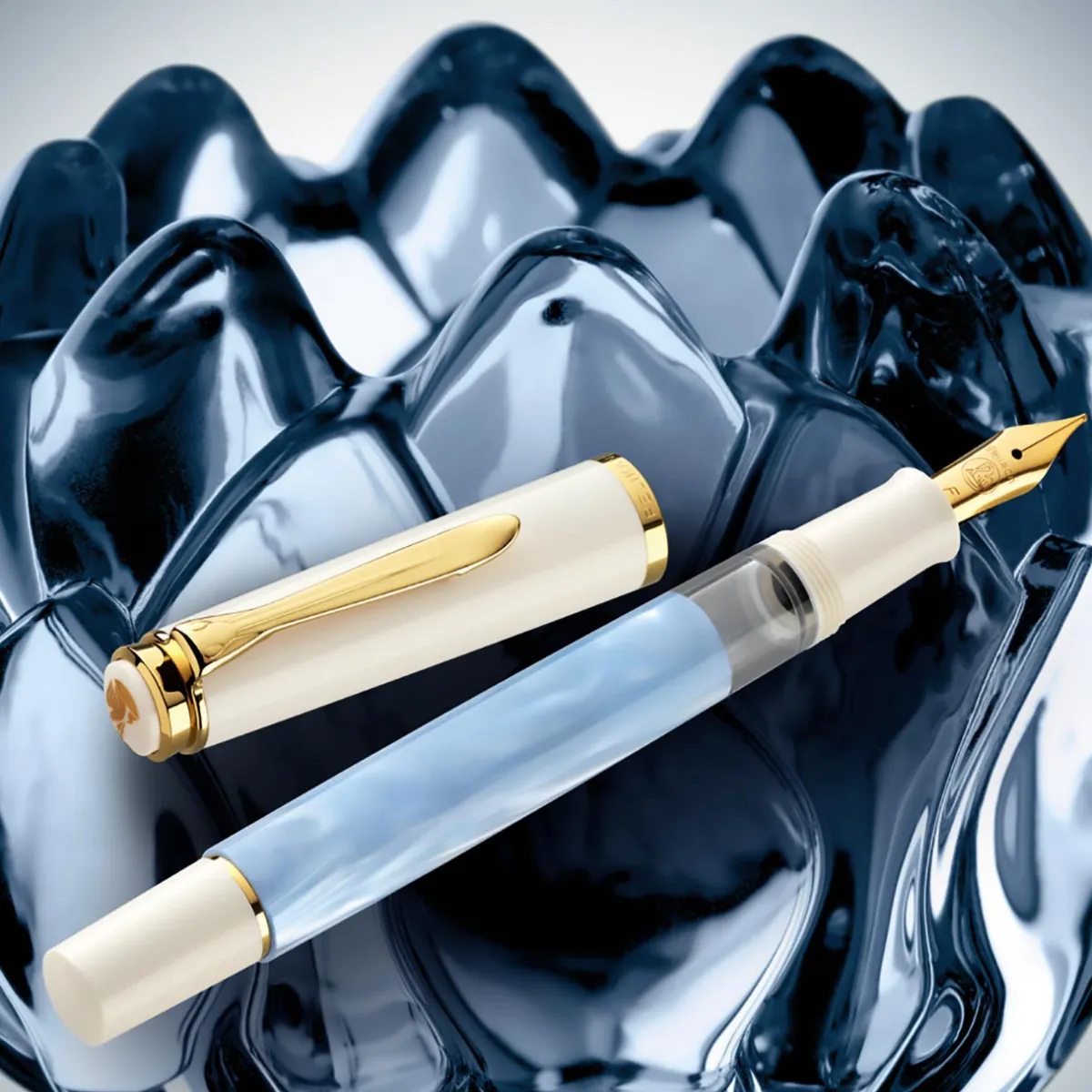 Levenger Fountain Pens|Pelikan*Pelikan Classic M200 Pastel Blue Fountain Pen