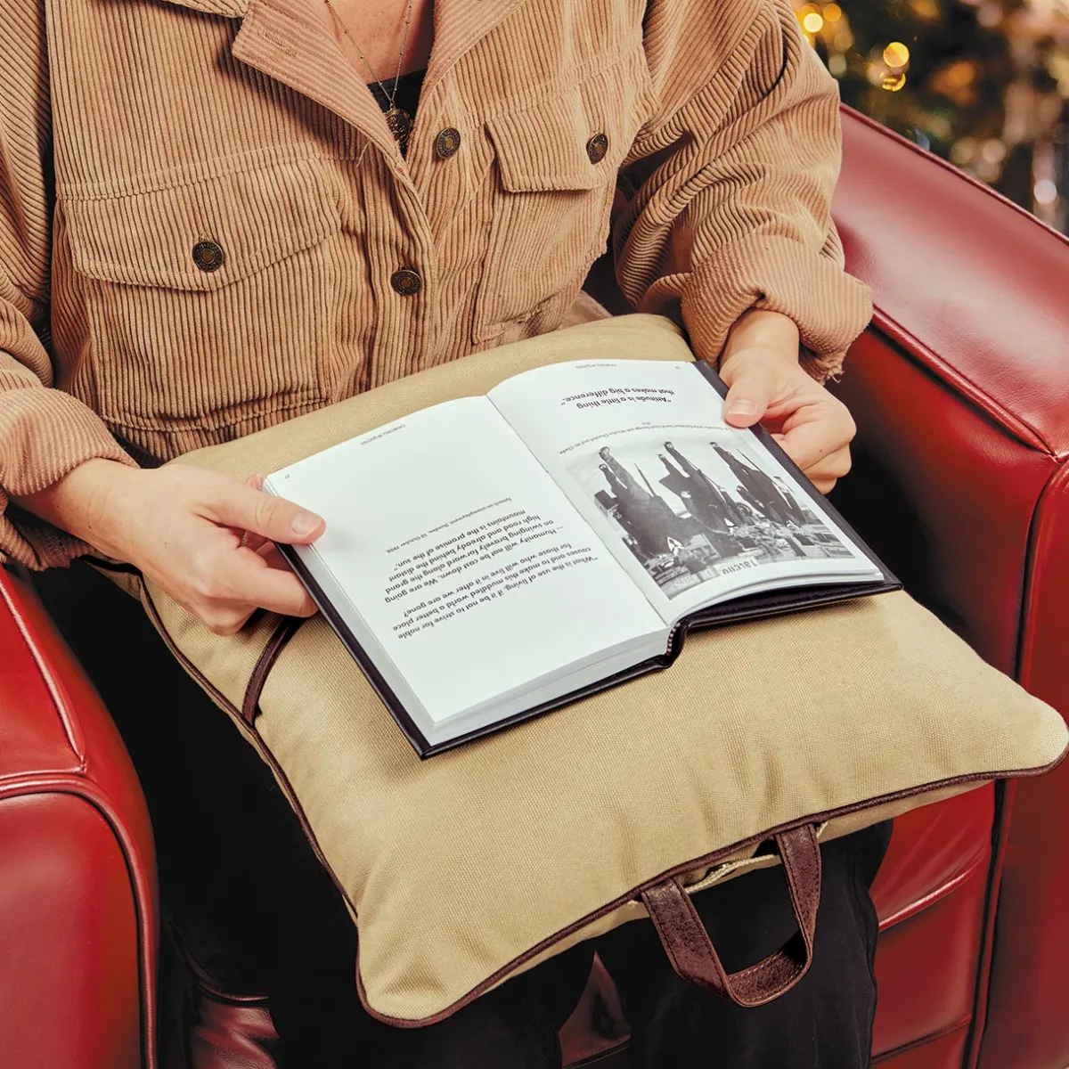Levenger Bookends & Stands|Reader Furnishings*Reader's Pocket Pillow-To-Go