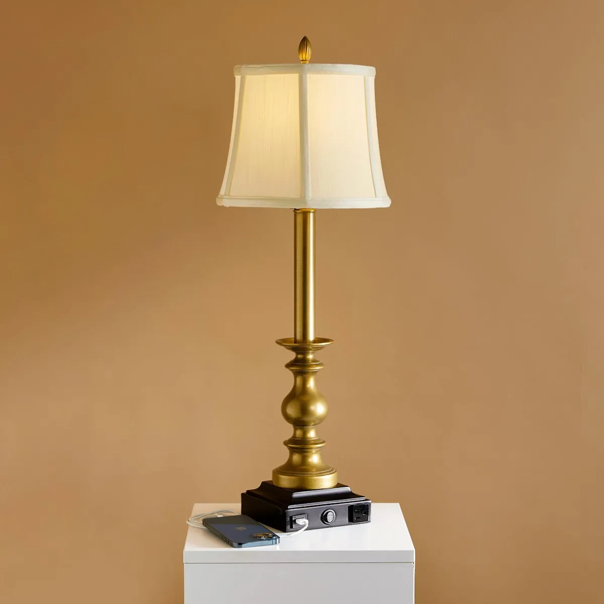 Levenger Lamps & Lighting|Lighting*Stiffel Savoy Charging Table Lamp