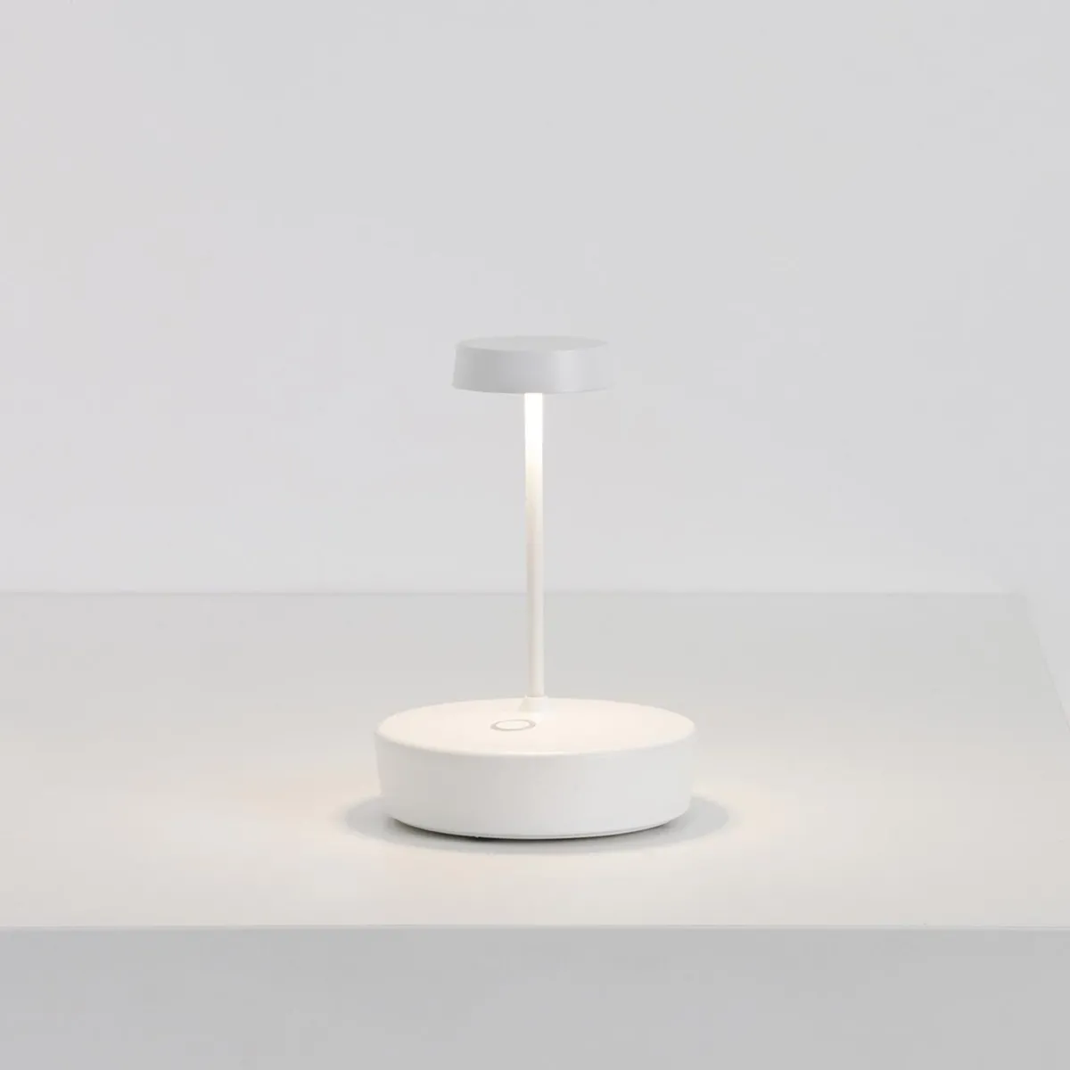 Levenger Lamps & Lighting|Lighting*Swap Mini Portable Bookshelf Light