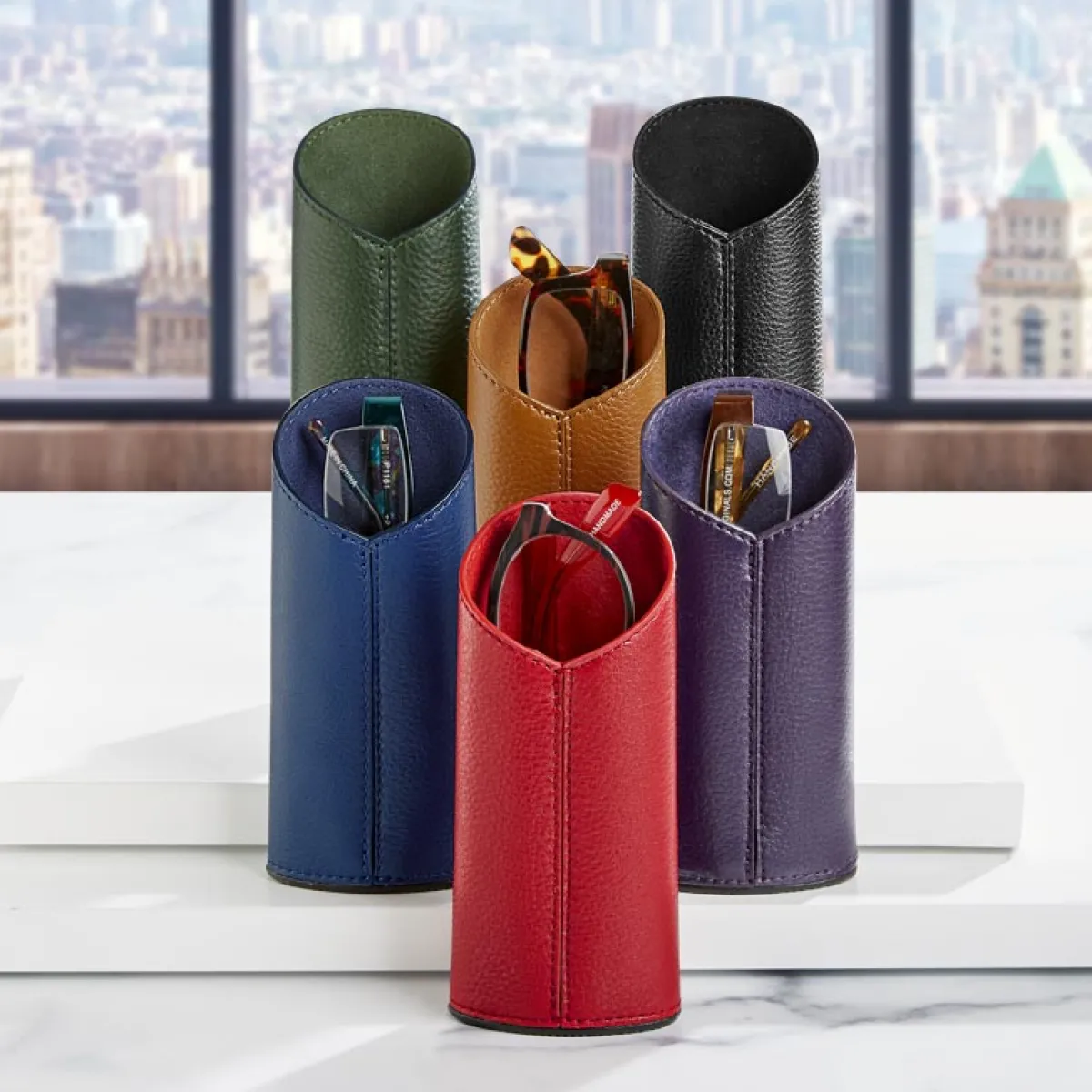 Levenger Eyeglass Cases|Eyeglass Cases*Trophy Eyeglass Stand